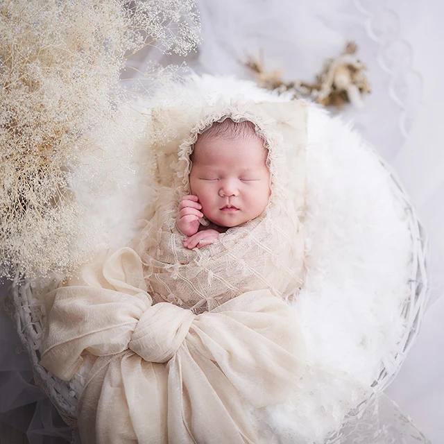 ニューボーンフォトのポーズ019 ニューボーンフォトのポーズの写真019