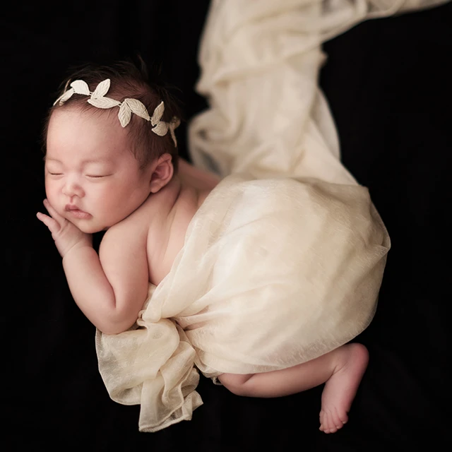 ニューボーンフォトのポーズ022 ニューボーンフォトのポーズの写真022