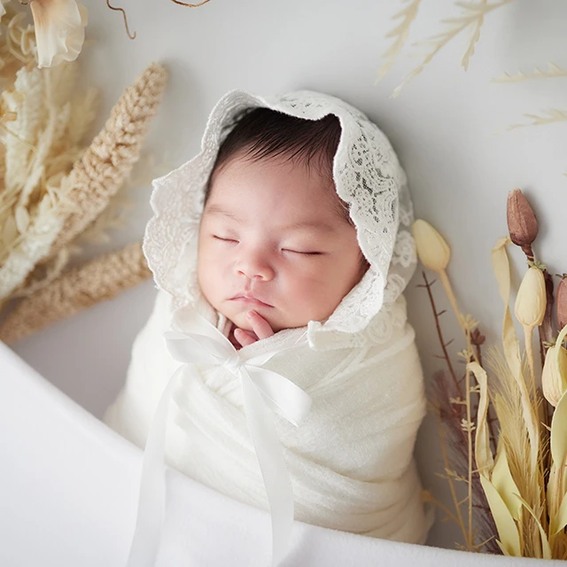 ニューボーンフォトのポーズ042 ニューボーンフォトのポーズの写真042