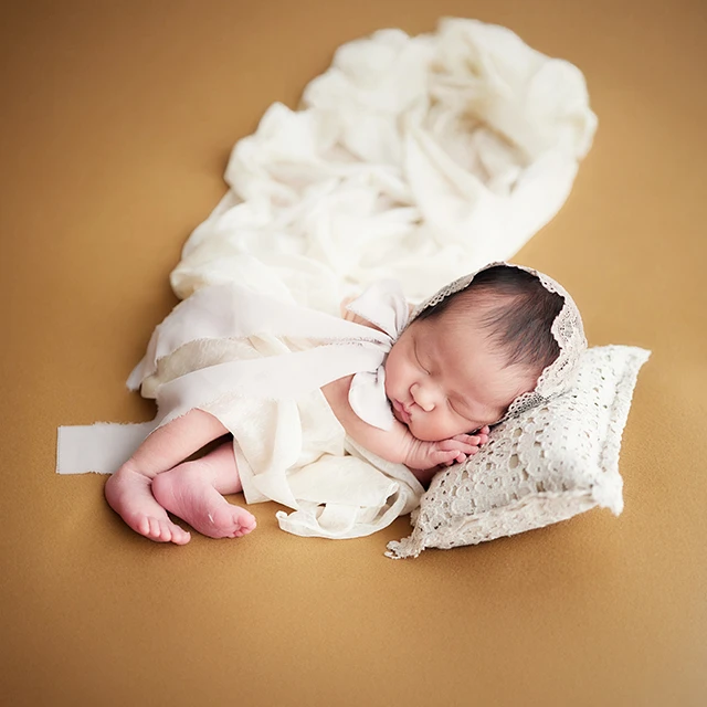 ニューボーンフォトのポーズ048 ニューボーンフォトのポーズの写真048